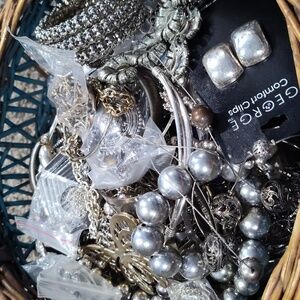 Bulk jewelry lot #21